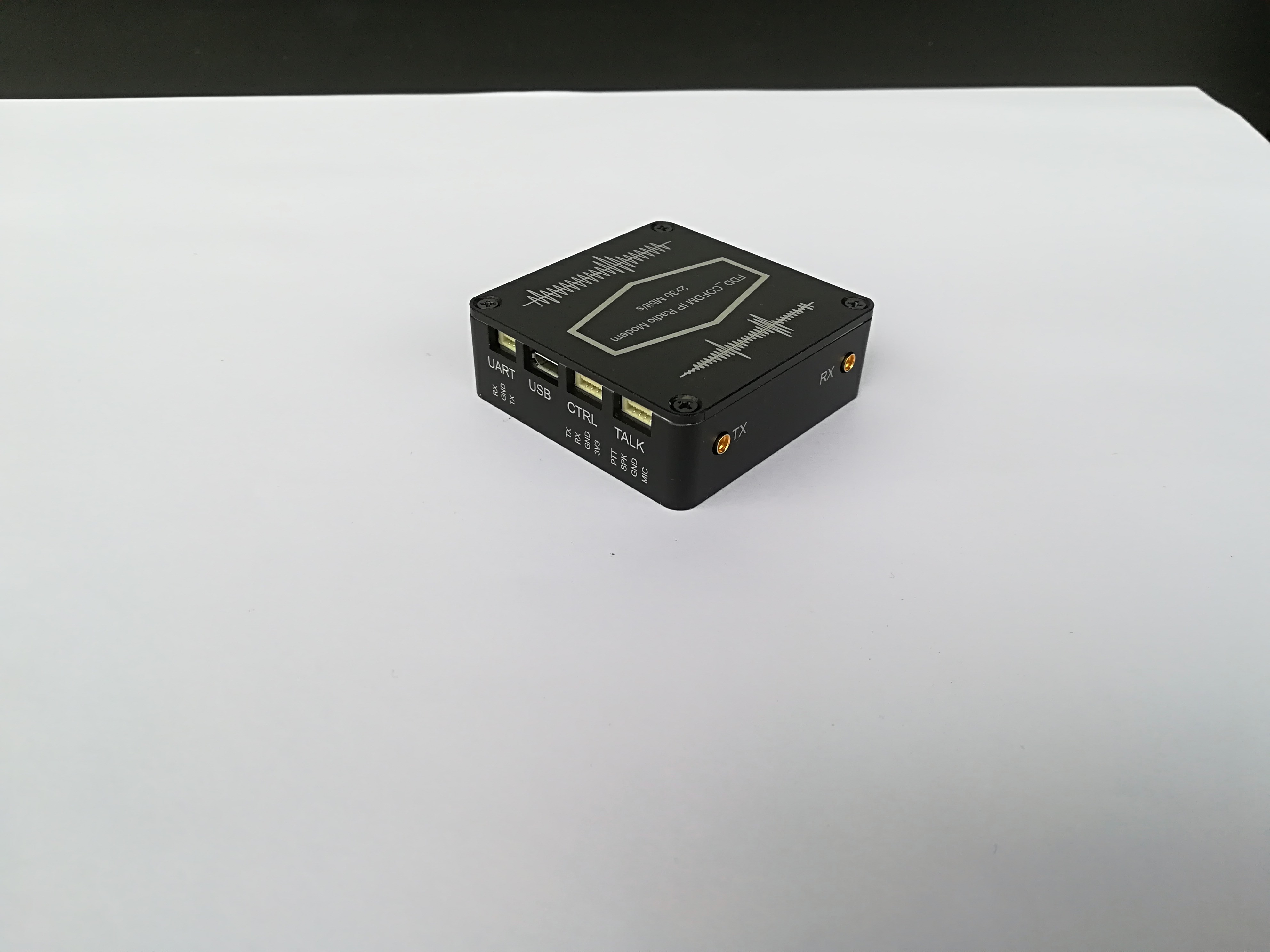 H.265 COFDM Беспроводной видеопередатчик мини-размера облегченный видео-передатчик UAV